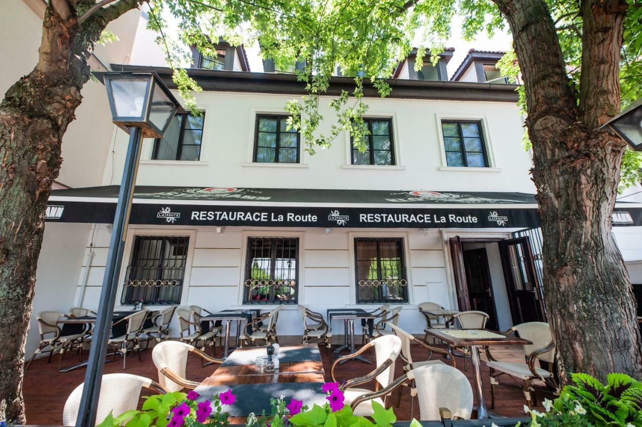Penzion La Route Prague Exterior photo